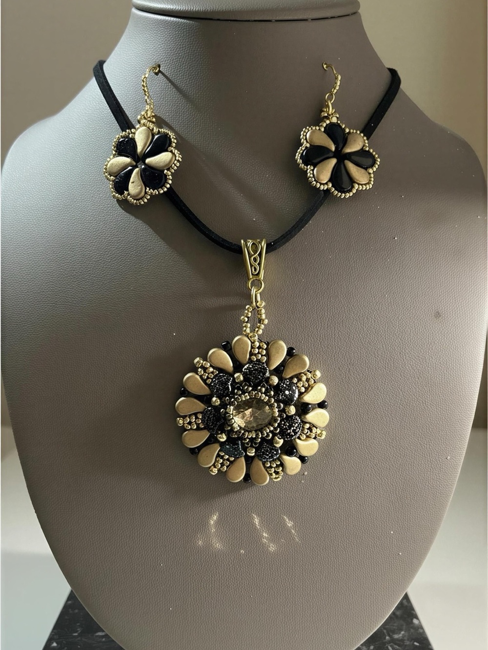 Handmade Gold and Black Floral Pendant Necklace - Women Jewelry